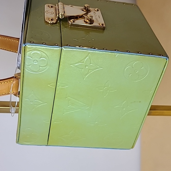 LOUIS VUITTON VINTAGE 1998 MONOGRAM VERNIS BLEECKER POUCH GREEN/BLUE STUNNING! - Picture 6 of 17